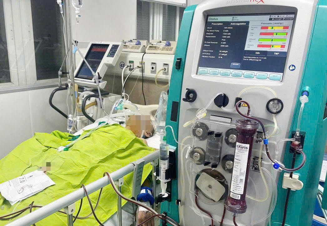 Hình ảnh người bệnh khi điều trị tại khoa Hồi sức tích cực – Chống độc