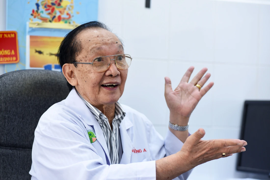 Tôn vinh gương mặt tiêu biểu của TP.HCM 50 năm: Giáo sư Trần Đông A