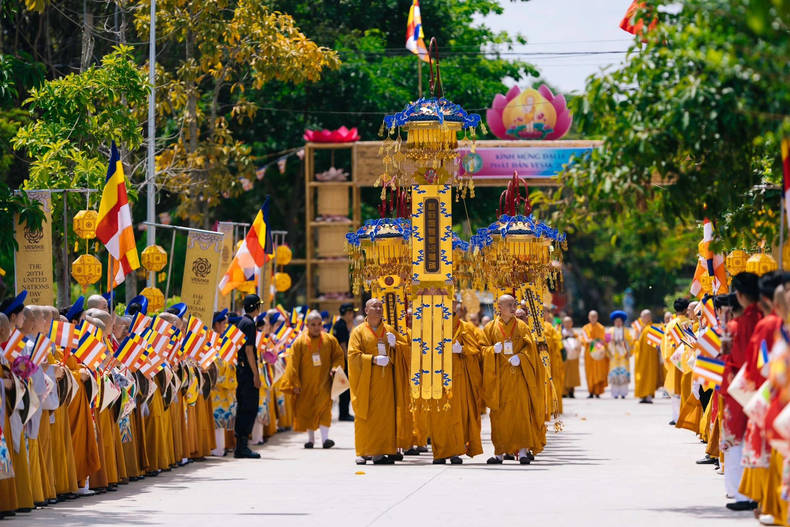 Gần 300 người phải cấp cứu khi tham gia Đại lễ Vesak