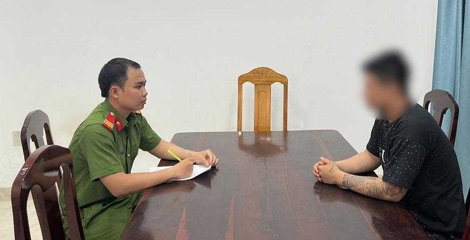 Tàng trữ ma túy khi đang chờ thi hành án