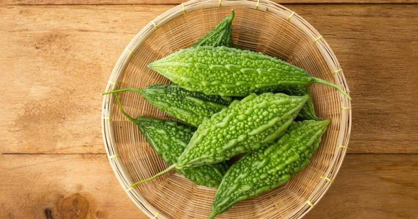 Ai không nên dùng mướp đắng