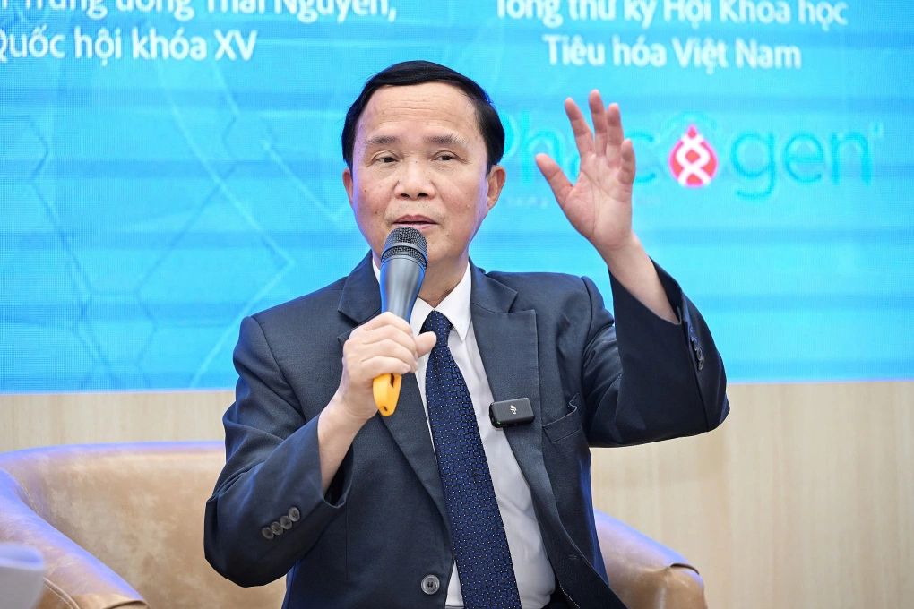 Ăn uống thiếu lành mạnh, ít vận động khiến ung thư đại tràng trẻ hóa