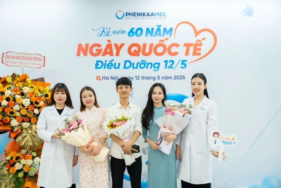Phenikaamec tổ chức meeting kỷ niệm Ngày Quốc tế Điều dưỡng 12/05