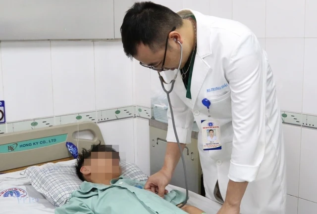 Cứu sống trẻ vỡ tim do tai nạn giao thông