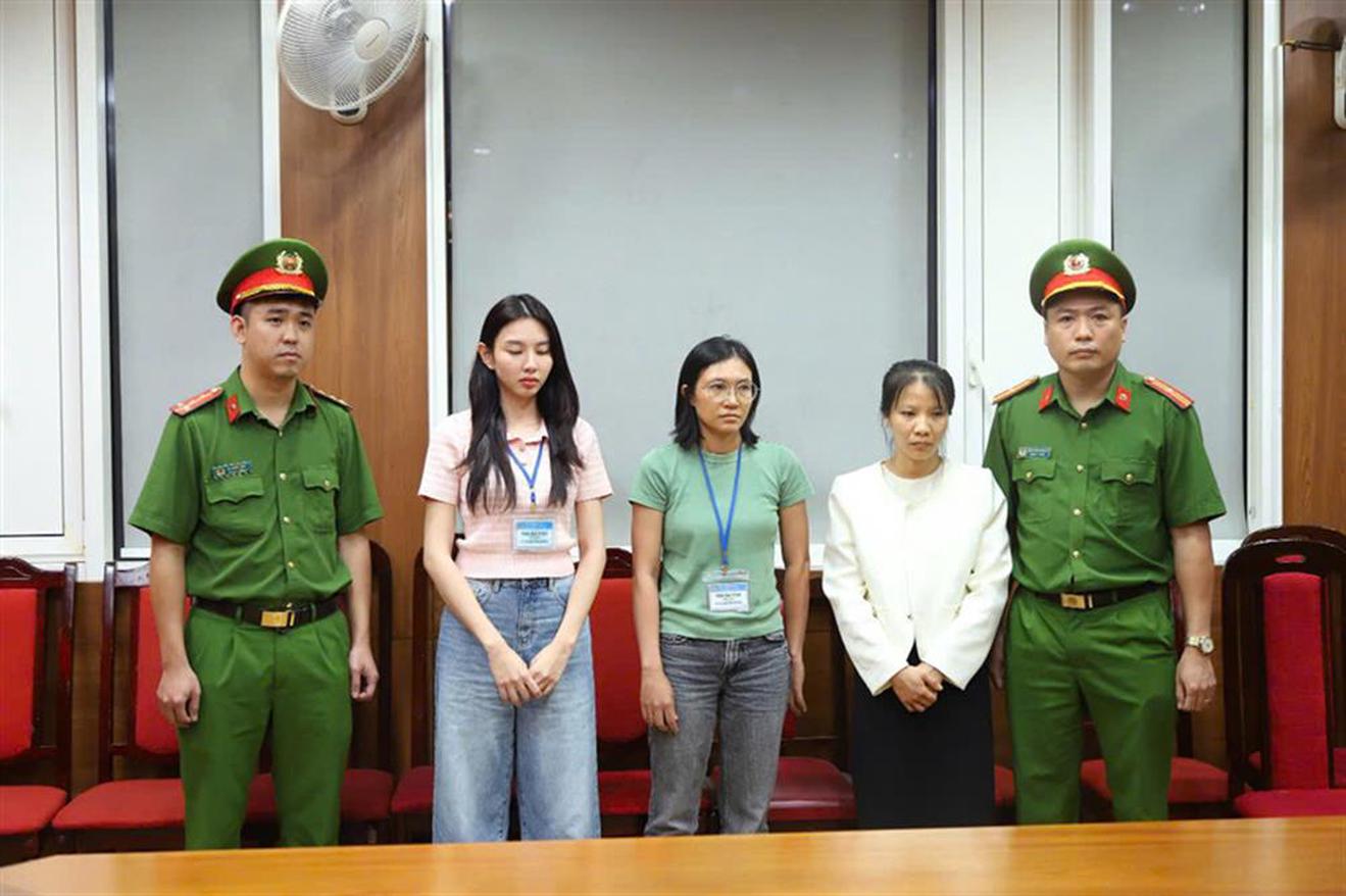Hoa hậu Nguyễn Thúc Thùy Tiên bị khởi tố, bắt tạm giam