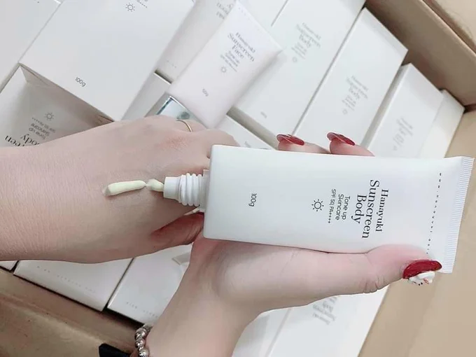 Bộ Y tế yêu cầu rà soát toàn diện các loại kem chống nắng trên toàn quốc, kiểm tra chỉ số SPF