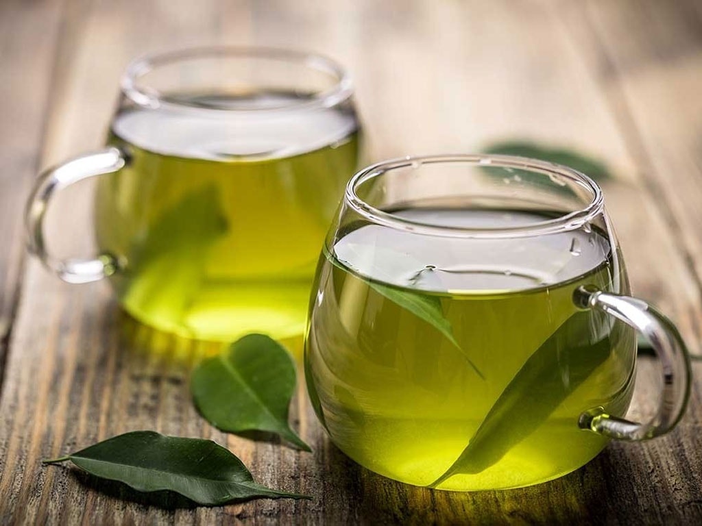 4 lợi ích vượt trội của trà xanh so với cà phê