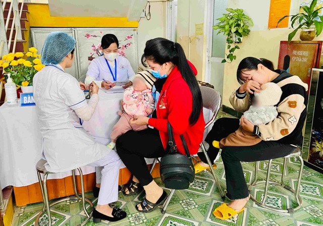 Đề xuất Trạm Y tế xã như bệnh viện thu nhỏ, có cả chánh văn phòng, trưởng khoa, phó khoa
