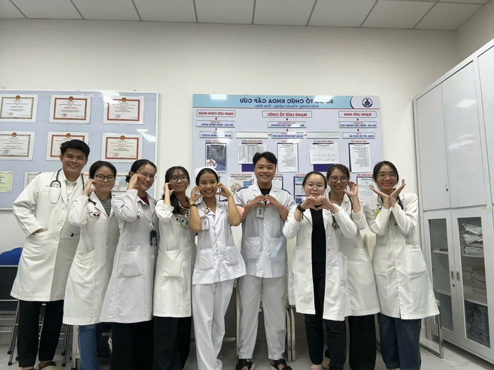 Lớp điều dưỡng đầu tiên được Bệnh viện Nhi Đồng 1 nhận vào làm việc 100%