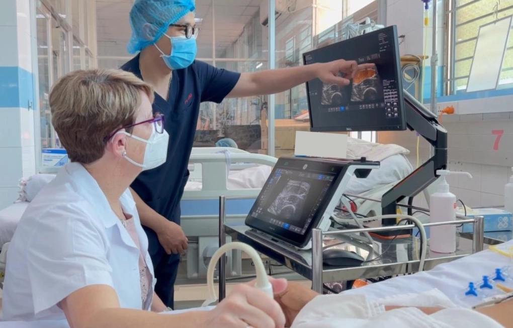 AI - công cụ tiềm năng trong cuộc chiến với dịch bệnh