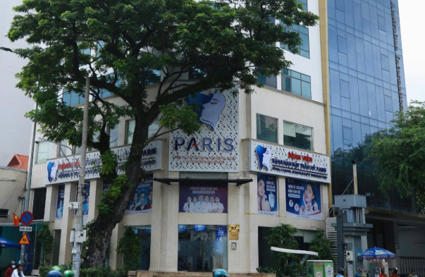 Một phụ nữ tử vong sau phẫu thuật treo ngực sa trễ, hút mỡ bắp tay tại BV Thẩm mỹ Paris TPHCM