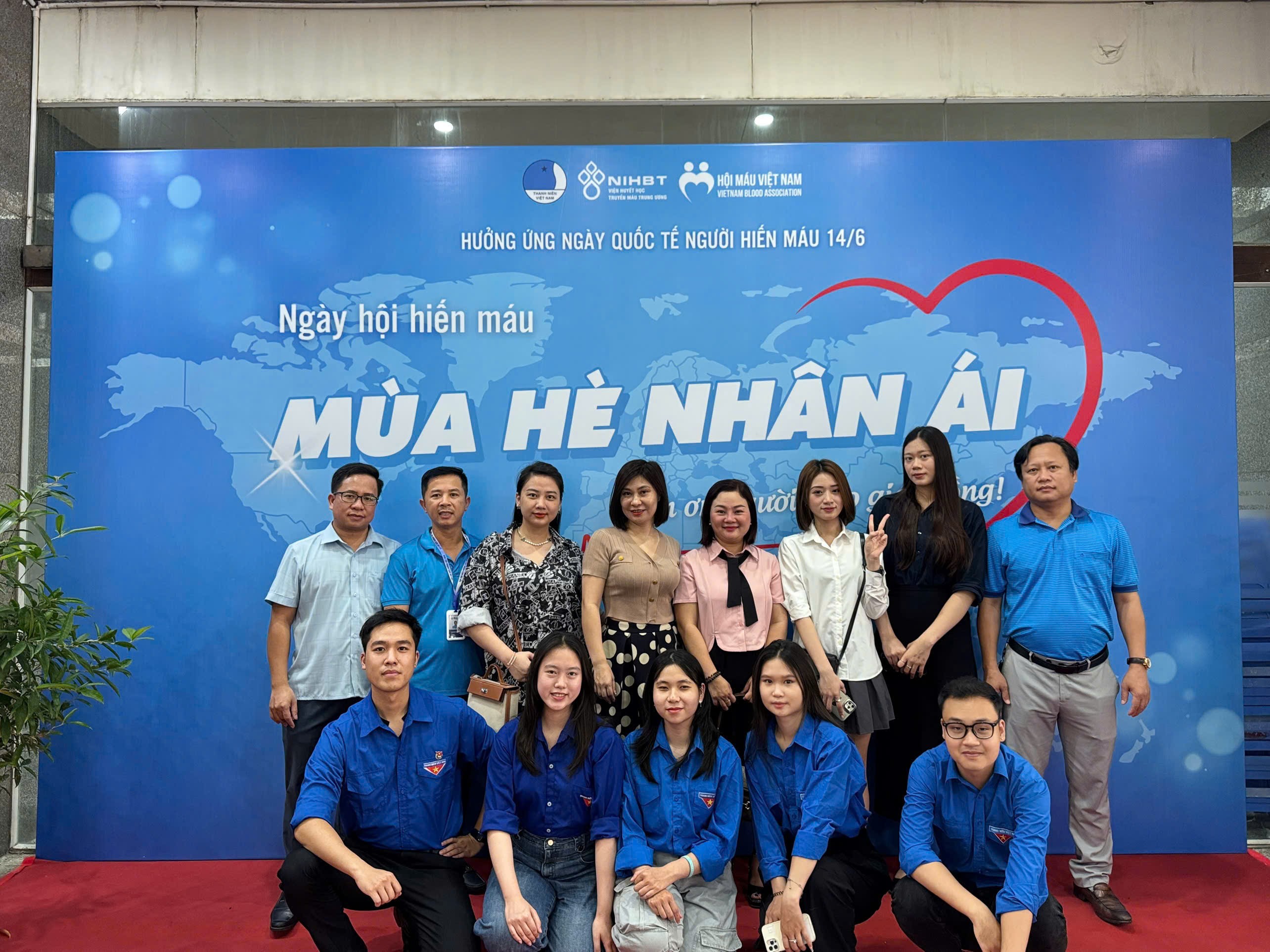 Tạp chí Điều dưỡng Việt Nam hưởng ứng Ngày Quốc tế người hiến máu