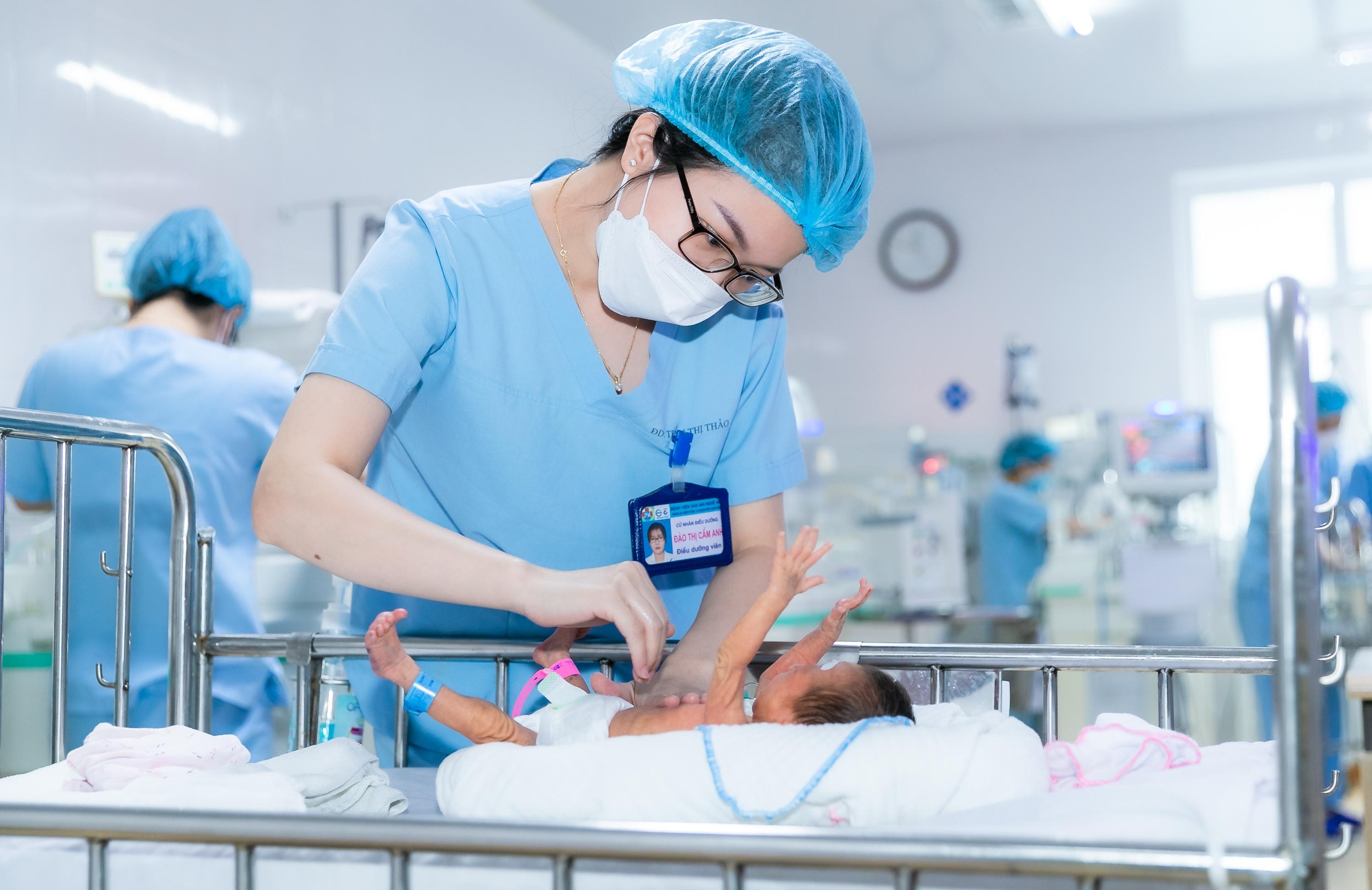 Kết quả chăm sóc trẻ sơ sinh suy hô hấp do chậm tiêu dịch phổi tại khoa sơ sinh bệnh viện Đa khoa Quốc tế Vinmec Times City năm 2021