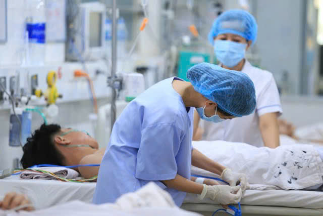 Sốt xuất huyết đã không còn theo chu kỳ, chuyên gia cảnh báo không thể chủ quan