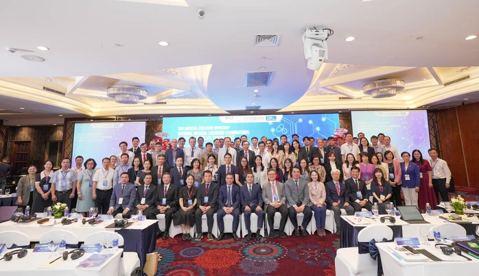 Thi cấp phép hành nghề y toàn quốc để chuẩn hóa năng lực bác sĩ