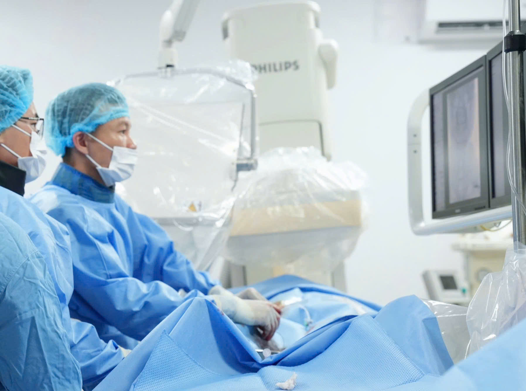 Đau đầu, khó nói, người phụ nữ bị nhồi máu não do căn bệnh hiếm gặp