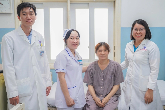 Suýt mất mạng vì vỡ tử cung do nhầm lẫn triệu chứng đau bụng thông thường