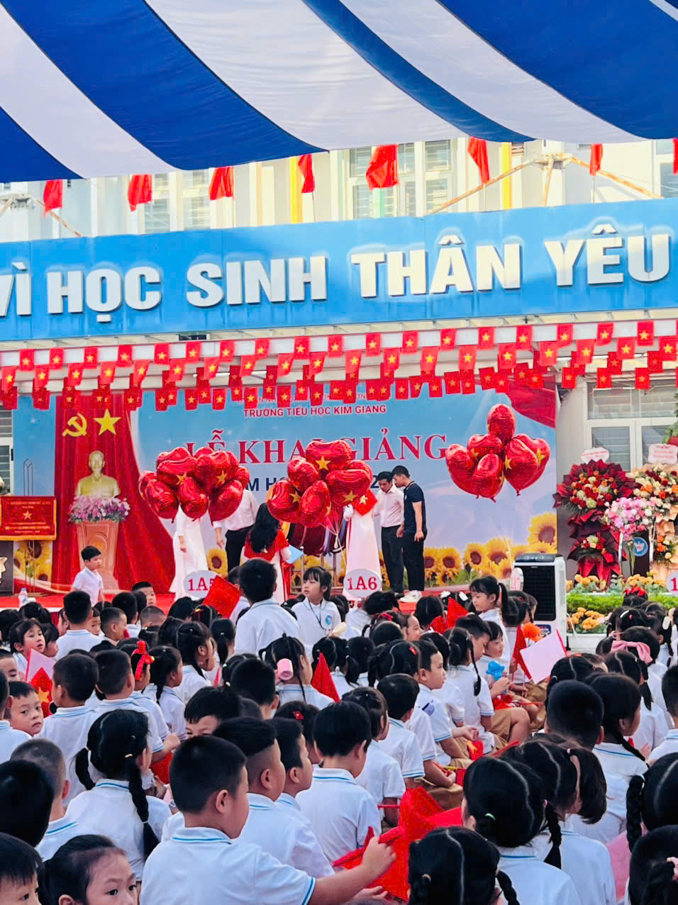 Tưng bừng khai giảng năm học mới 2025 - 2026