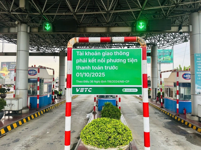 Hơn 4 triệu xe ô tô có nguy cơ bị từ chối qua trạm thu phí: Hướng dẫn cách chuyển đổi Tài khoản giao thông