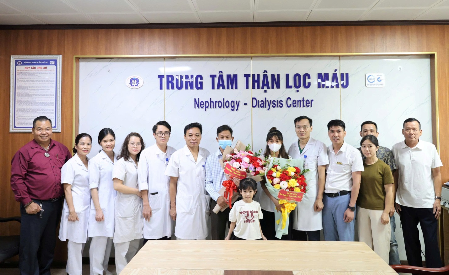 Hồi sinh từ nghĩa cử cao đẹp: Hai người bệnh ghép thận thành công tại Bệnh viện Đa khoa tỉnh Phú Thọ đã xuất viện
