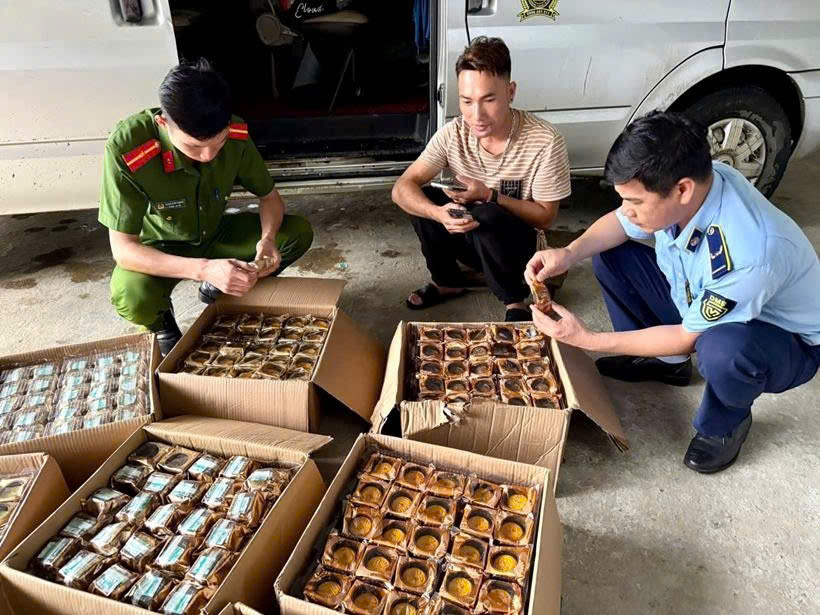 Lai Châu: Phát hiện, thu giữ gần 1000 chiếc bánh Trung thu không rõ nguồn gốc