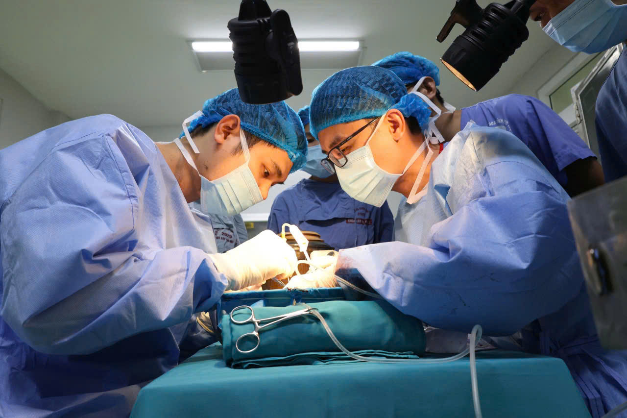 Món quà vô giá từ lòng nhân ái: Sự sống hồi sinh từ nghĩa cử hiến tạng tại Bệnh viện Đa khoa tỉnh Phú Thọ Món quà vô giá từ lòng nhân ái: Sự sống hồi sinh từ nghĩa cử hiến tạng tại Bệnh viện Đa khoa tỉnh Phú Thọ