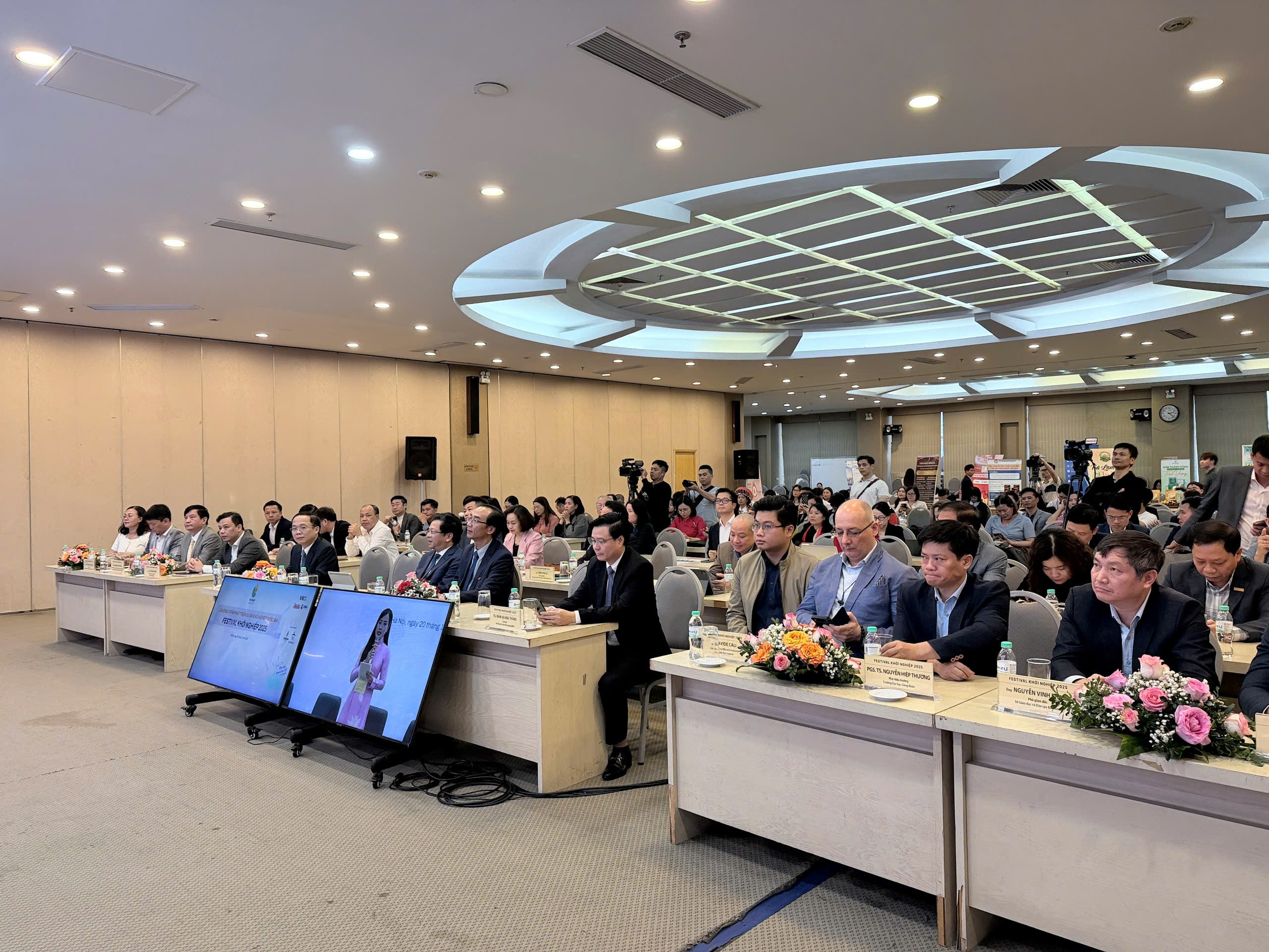 Nền tảng quyết định sức bền của khởi nghiệp Việt