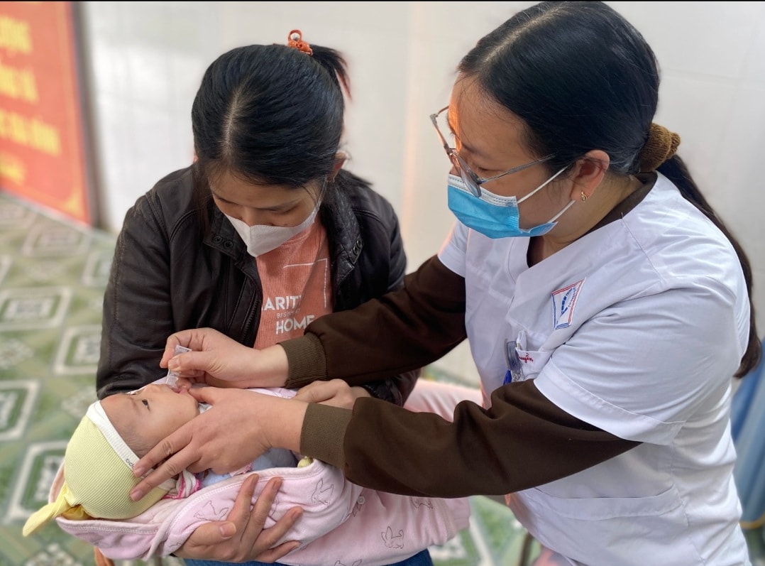 TP. Hồ Chí Minh: 95% trẻ dưới 1 tuổi được uống vắc xin Rota phòng tiêu chảy cấp