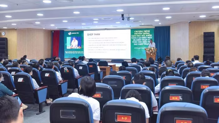 Nâng cao hiểu biết về ghép thận và tuân thủ điều trị sau ghép thận