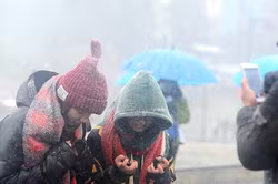 Khuyến cáo người dân hạn chế ra ngoài khi thời tiết quá lạnh