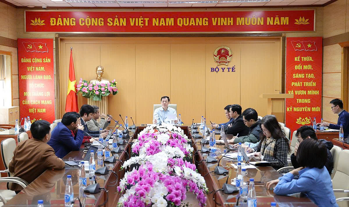 Đẩy nhanh triển khai hồ sơ bệnh án điện tử để kết nối đồng bộ, quản lý dữ liệu sức khỏe người dân theo vòng đời