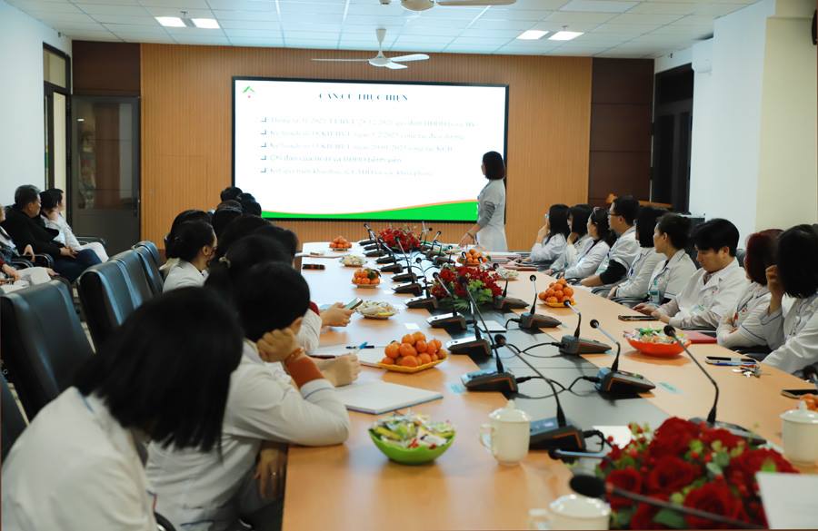 Bệnh viện Đa khoa số 2 tỉnh Lào Cai: Khẳng định vai trò nòng cốt của đội ngũ điều dưỡng trong chăm sóc sức khỏe nhân dân Bệnh viện Đa khoa số 2 tỉnh Lào Cai: Khẳng định vai trò nòng cốt của đội ngũ điều dưỡng trong chăm sóc sức khỏe nhân dân