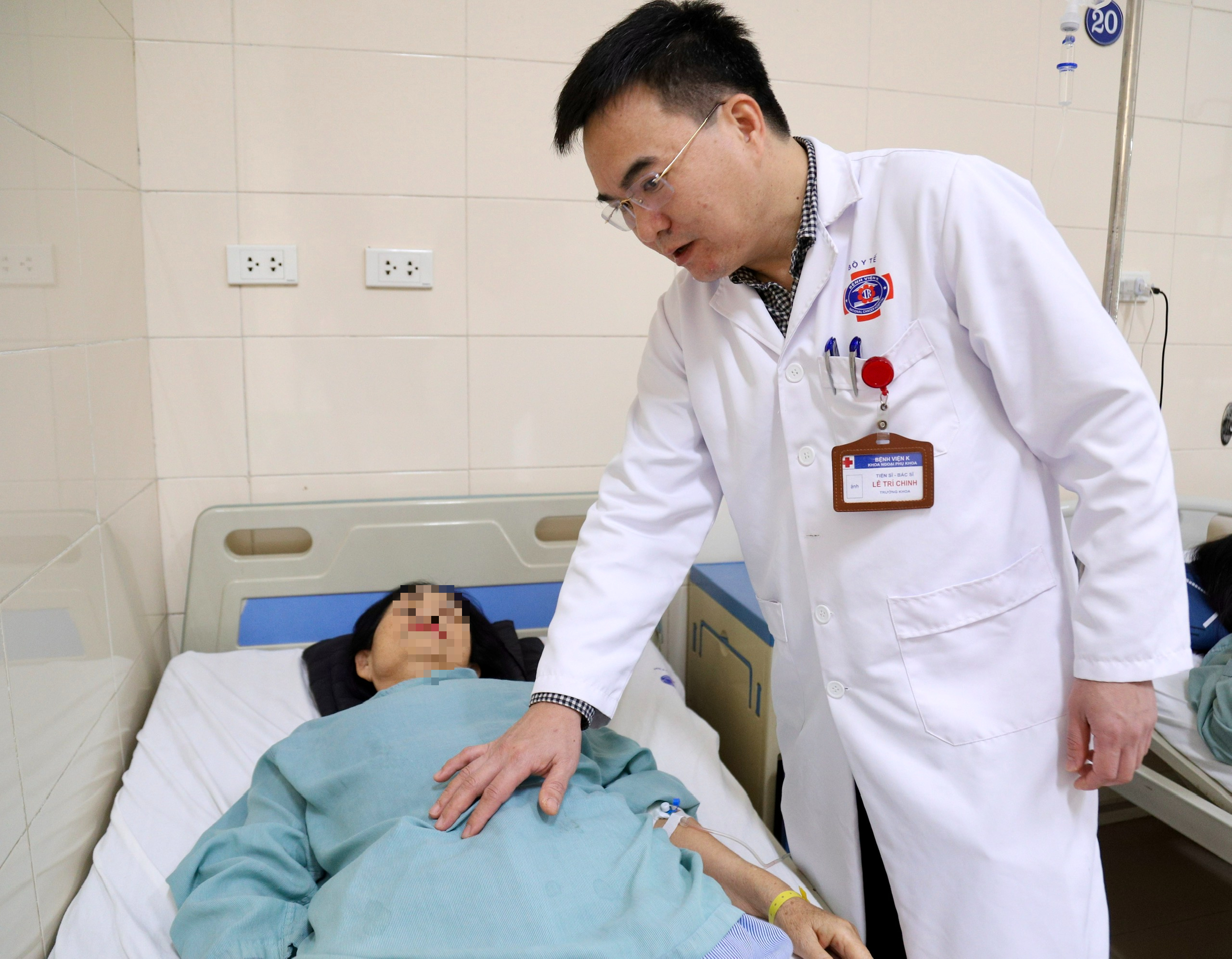 Lần đầu tiên tại Việt Nam, bác sĩ Bệnh viện K ứng dụng kỹ thuật mới điều ung thư nội mạc tử cung