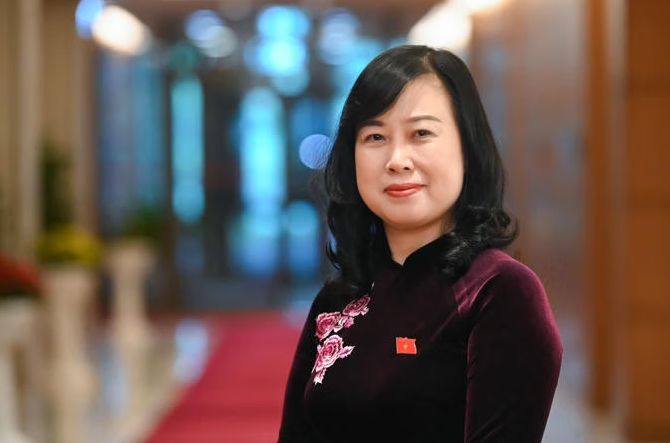 Bộ trưởng Đào Hồng Lan gửi thư chúc mừng các thầy thuốc, cán bộ, công chức, viên chức, người lao động ngành Y tế