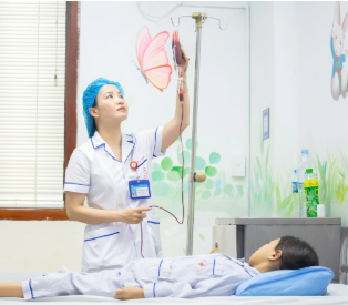 Sự hài lòng của người bệnh đối với chăm sóc điều dưỡng tại Việt Nam giai đoạn 2010–2023: Tổng quan hệ thống và các yếu tố liên quan Sự hài lòng của người bệnh đối với chăm sóc điều dưỡng tại Việt Nam giai đoạn 2010–2023: Tổng quan hệ thống và các yếu tố liên quan