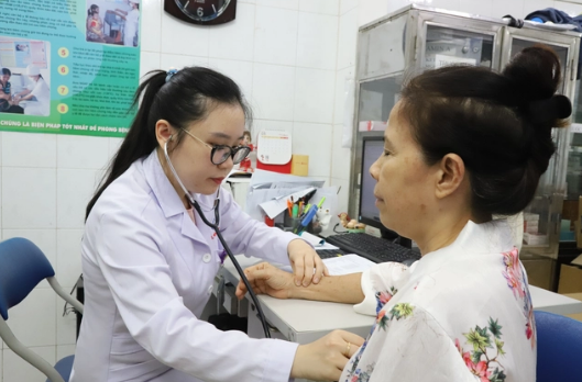 TPHCM xây dựng đề án khám sức khỏe toàn dân, hướng tới miễn viện phí TPHCM xây dựng đề án khám sức khỏe toàn dân, hướng tới miễn viện phí