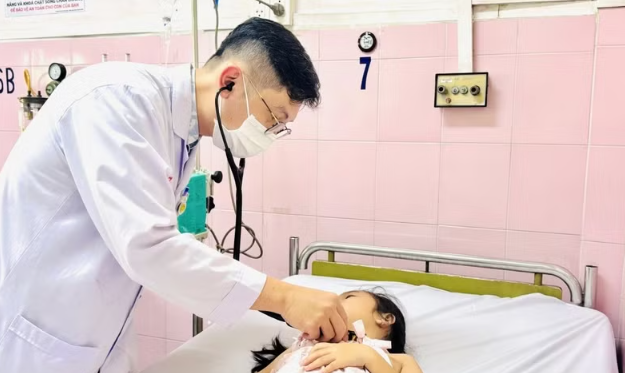 Vụ học sinh nghi ngộ độc tại Trường Bình Quới Tây: Phát hiện vi khuẩn Salmonella