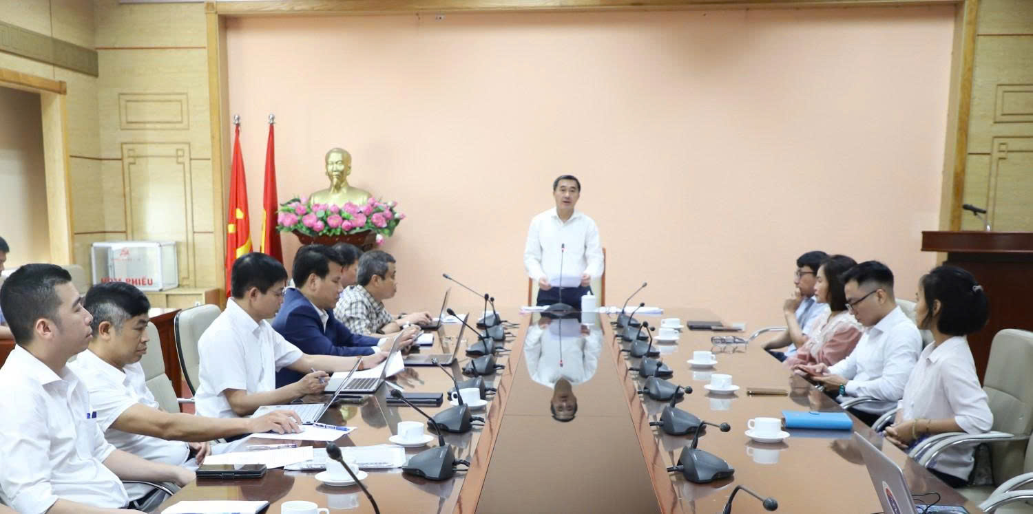 Thứ trưởng Bộ Y tế Trần Văn Thuấn: Thanh toán không dùng tiền mặt nhằm đổi mới phương thức quản lý, nâng cao chất lượng phục vụ người bệnh