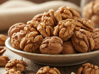 150g quả óc chó mỗi tuần giúp giảm 25% nguy cơ tử vong do bệnh tim mạch