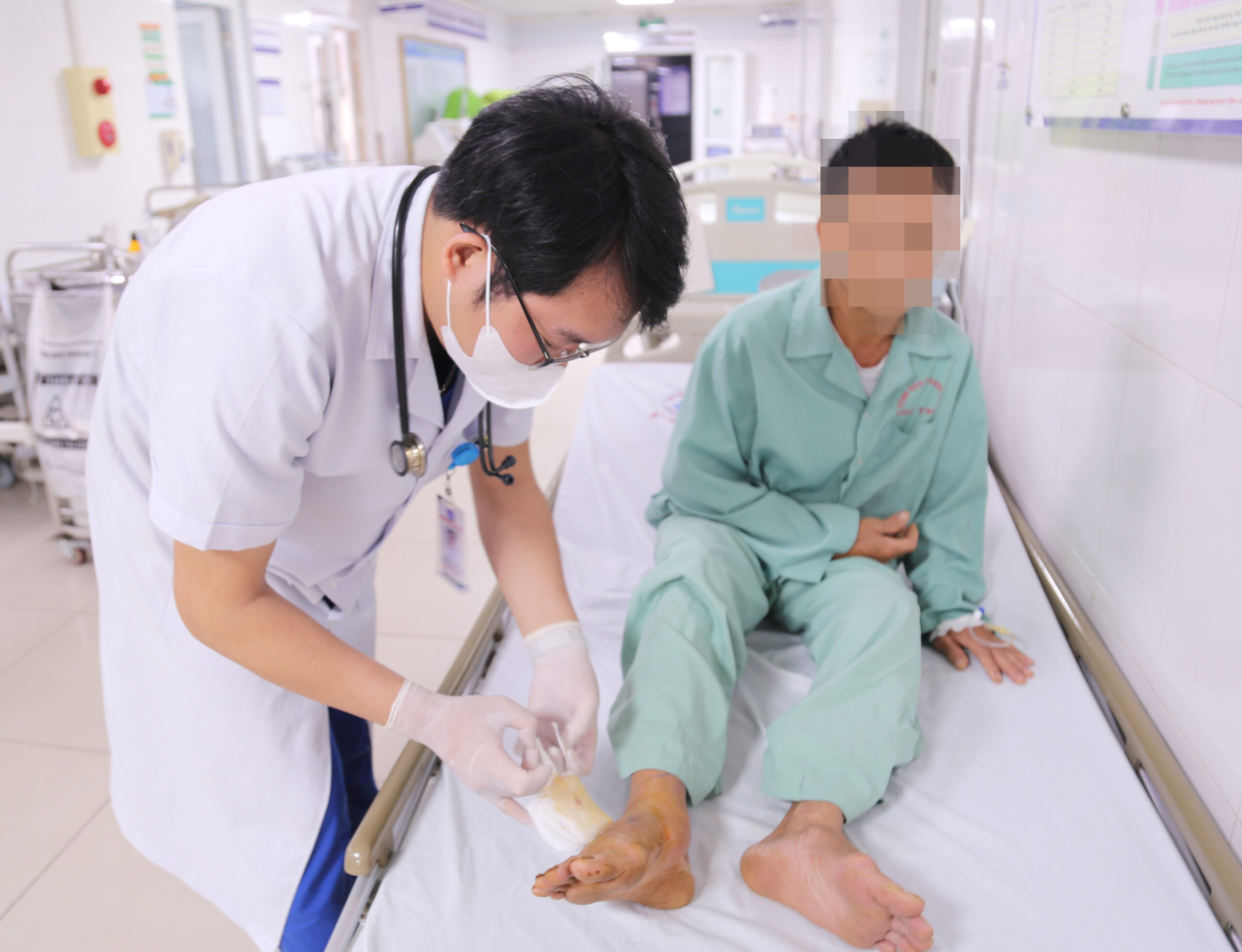 Rắn độc vào mùa sinh sản, đừng để một phút chủ quan trả giá đắt