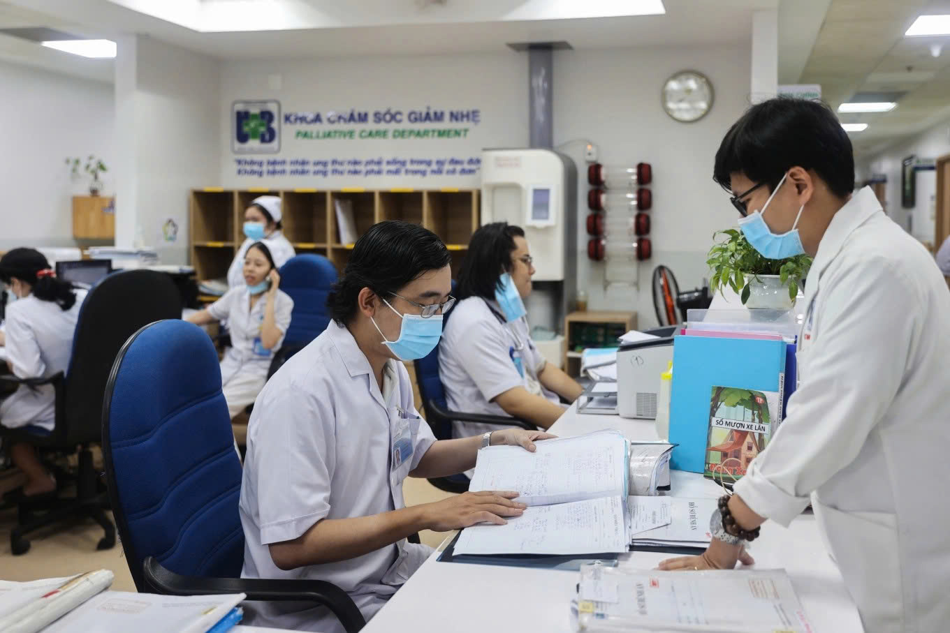 Bộ Y tế đề xuất 6 mức phụ cấp ưu đãi nghề cho nhân viên y tế