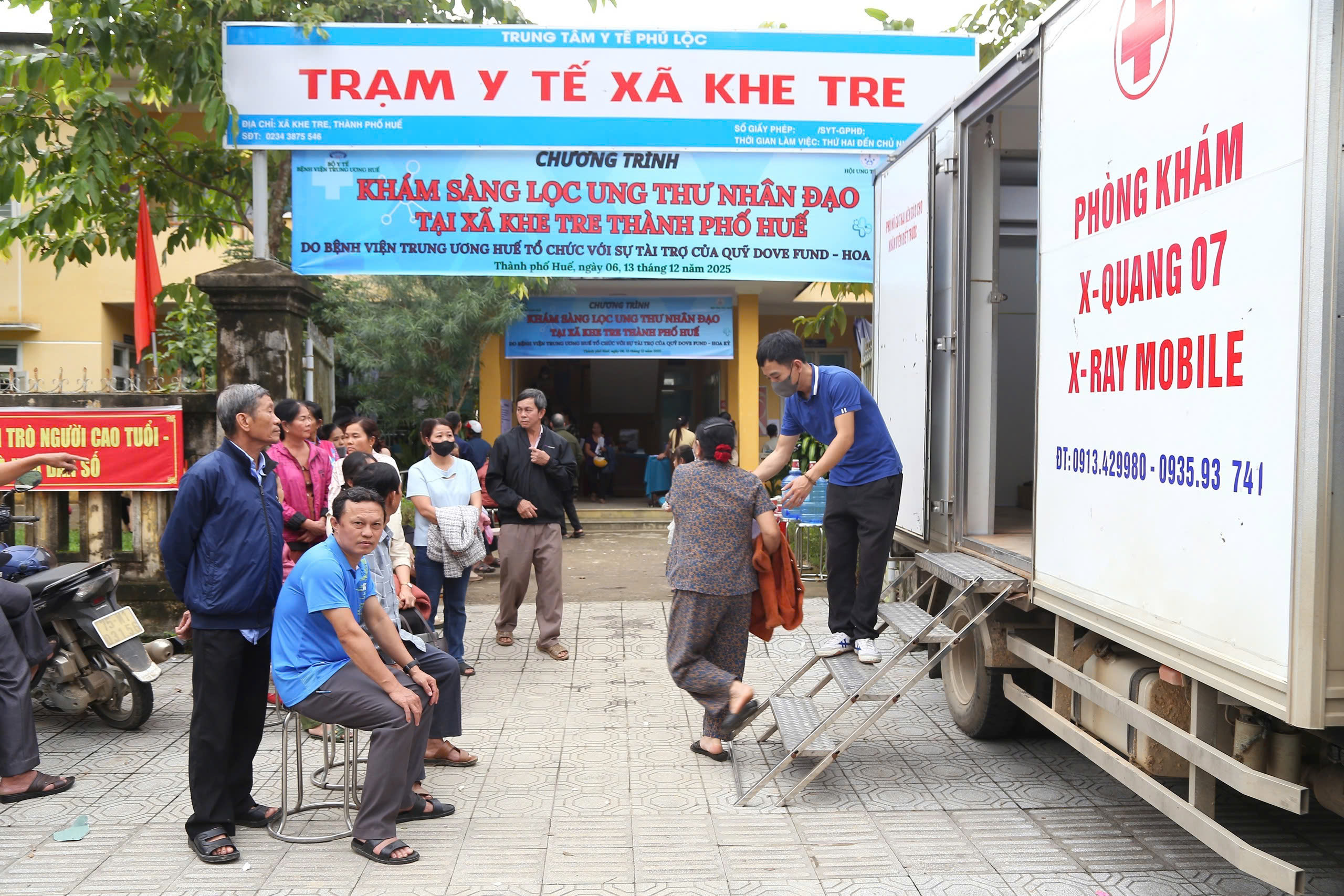 Bộ Y tế hướng dẫn tổ chức khám sức khỏe định kỳ theo nhóm tuổi, tránh quá tải