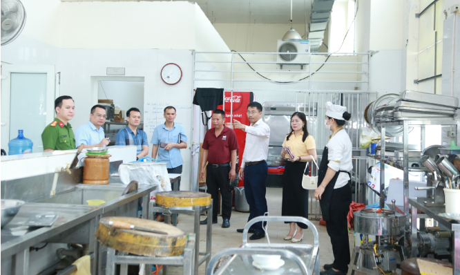 Phát hiện 7 cơ sở vi phạm an toàn thực phẩm, đề nghị xử phạt 177 triệu đồng