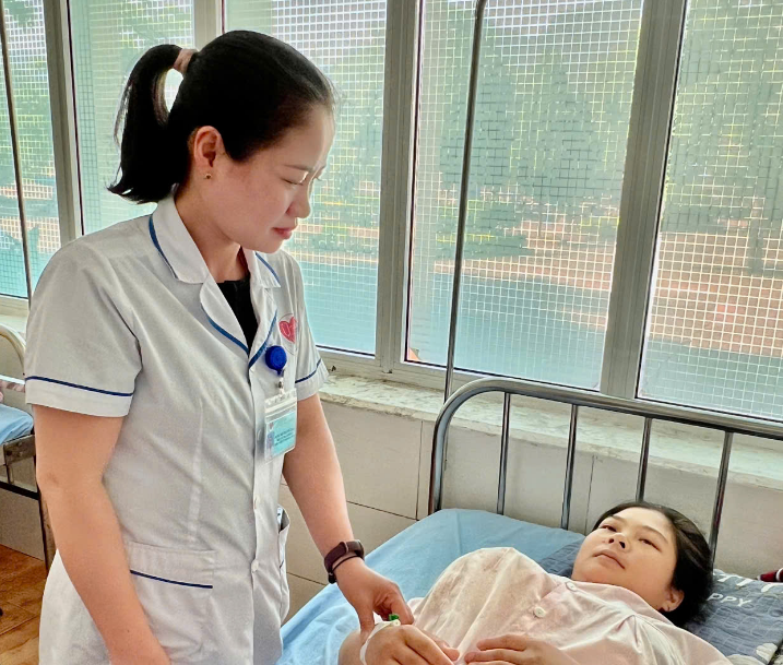 Nữ Điều dưỡng hiến máu cứu sản phụ nguy kịch do băng huyết sau sinh