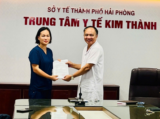 Nữ điều dưỡng hiến máu cứu sản phụ chửa ngoài tử cung vỡ