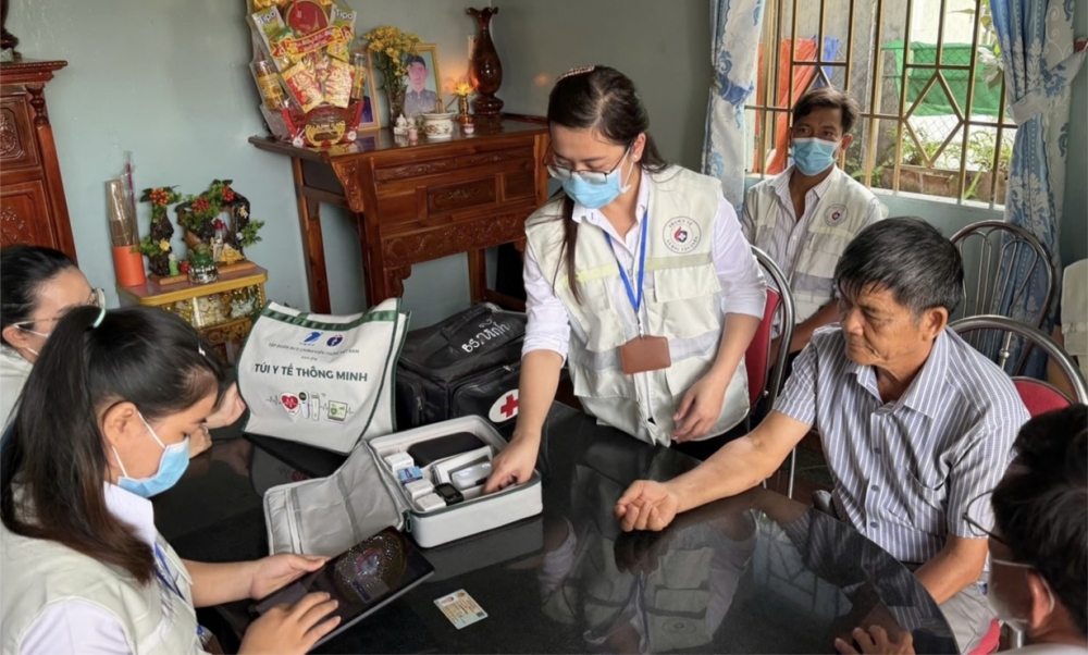 Sở Y tế TP.HCM: Hiệu quả bước đầu từ mô hình “Đội chăm sóc sức khỏe liên tục gắn với địa bàn dân cư” Sở Y tế TP.HCM: Hiệu quả bước đầu từ mô hình “Đội chăm sóc sức khỏe liên tục gắn với địa bàn dân cư”