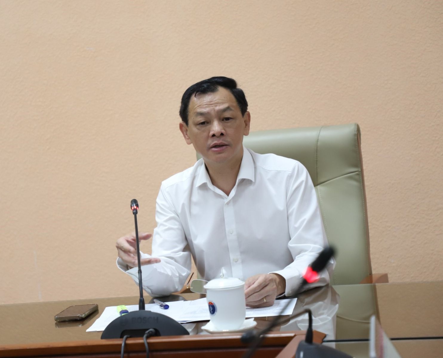 Thứ trưởng Bộ Y tế Nguyễn Tri Thức: Phát huy chế độ báo cáo, trao đổi thông tin trong thực hiện nhiệm vụ chuyển đổi số y tế Thứ trưởng Bộ Y tế Nguyễn Tri Thức: Phát huy chế độ báo cáo, trao đổi thông tin trong thực hiện nhiệm vụ chuyển đổi số y tế