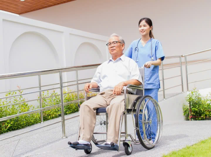 Từ ngày 15/7: Điều dưỡng và nhân viên y tế được hưởng nhiều chế độ phụ cấp đặc thù mới Từ ngày 15/7: Điều dưỡng và nhân viên y tế được hưởng nhiều chế độ phụ cấp đặc thù mới