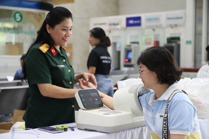 Thứ trưởng Bộ Y tế: Muốn phát triển bền vững, bệnh viện phải lấy chất lượng và người bệnh làm trung tâm Thứ trưởng Bộ Y tế: Muốn phát triển bền vững, bệnh viện phải lấy chất lượng và người bệnh làm trung tâm