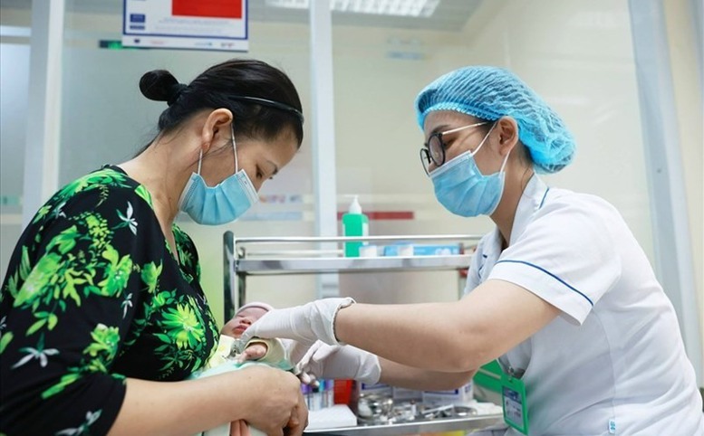 Cùng là điều dưỡng, vì sao có người hưởng phụ cấp 80%, có người chỉ 40%? Cùng là điều dưỡng, vì sao có người hưởng phụ cấp 80%, có người chỉ 40%?